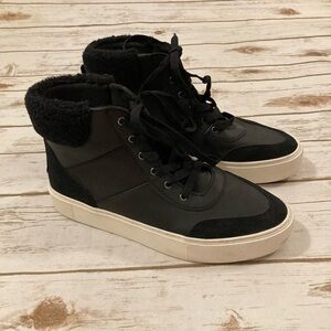 Cakewalk UGGplush™ High Top Sneaker (Women) Size 9